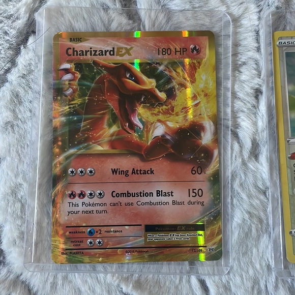 Holographic Pokémon Cards - Picture 2 of 3